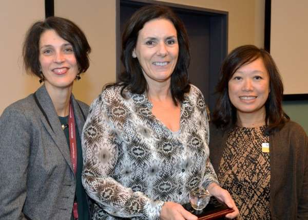 Respiratory therapy clinical coordinator Sandi Ellis (centre) with program chair Fiona Cherryman (left) and respiratory therapy professor Felita Kwan (right)